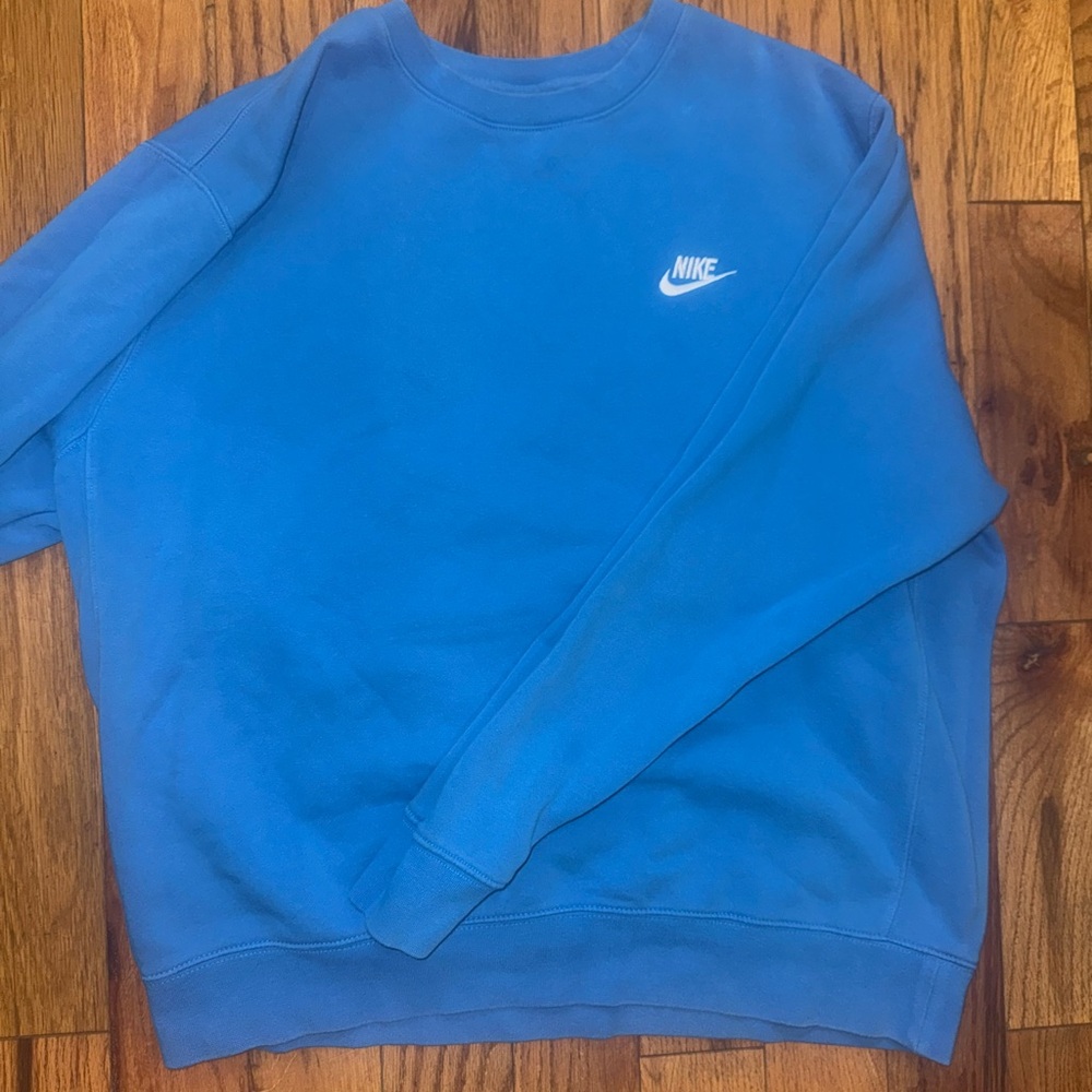 Nike Men's Crewneck in Blue